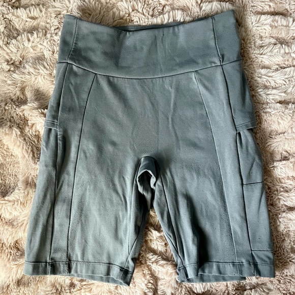 **SOLD** Gymshark Non-Stop Cycling Shorts - Picture 7 of 8